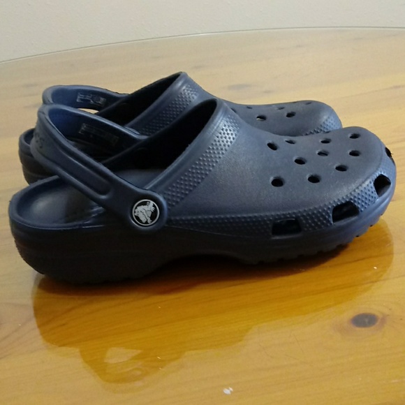 $25 crocs